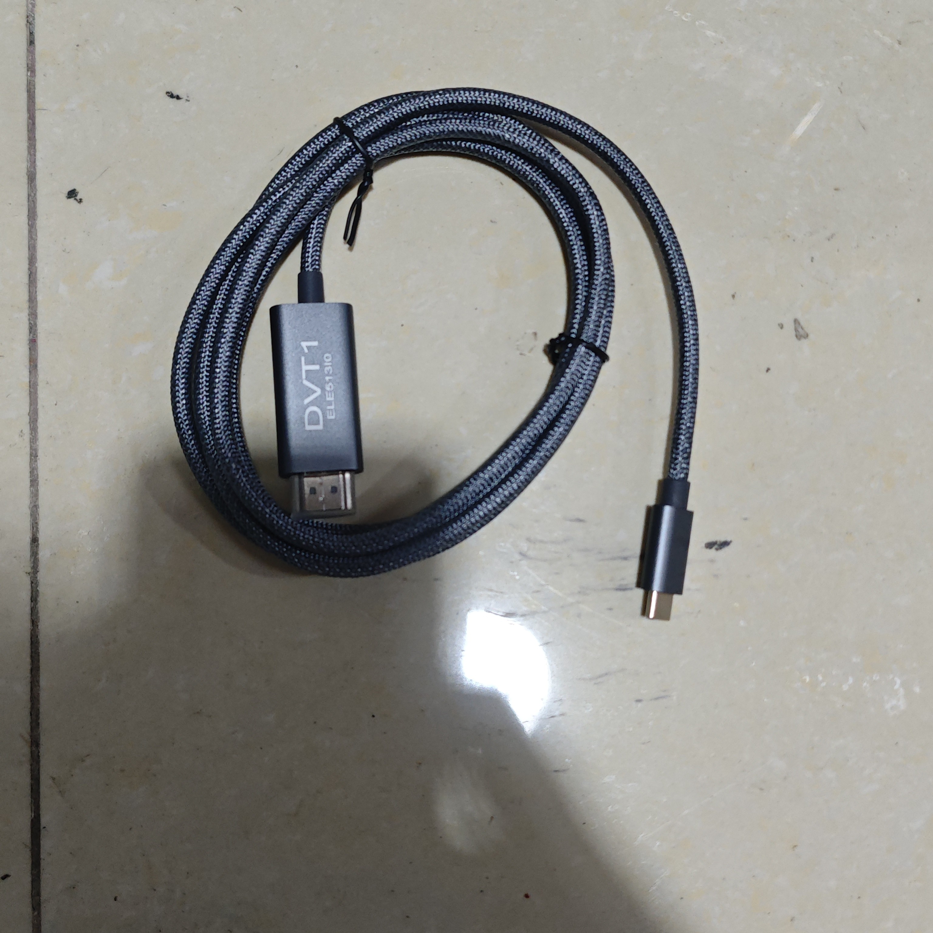 HDMI投屏线/电子配件听主播讲解