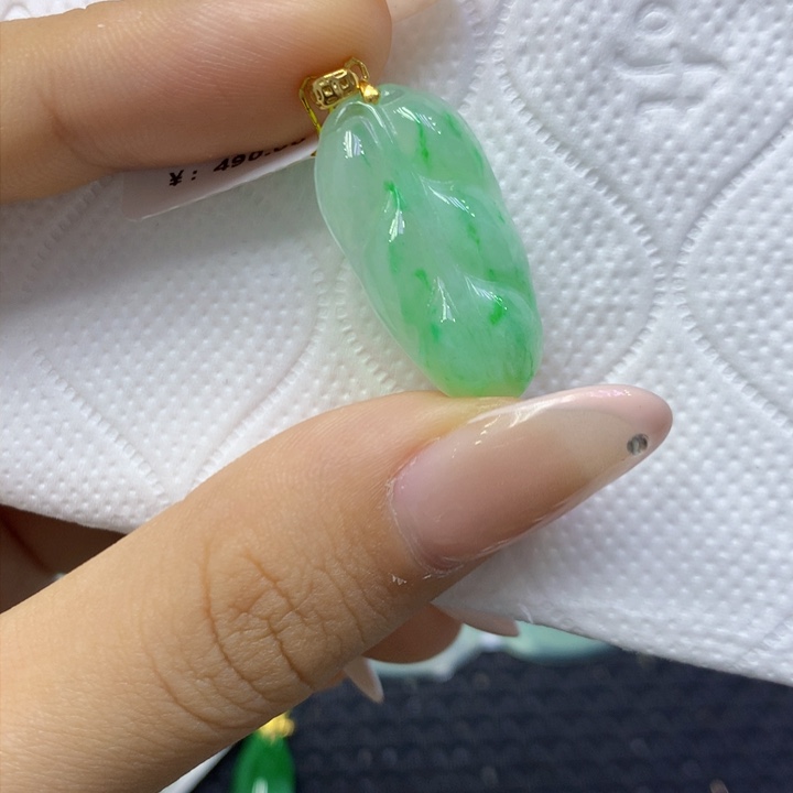 颈饰未镶嵌翡翠翡翠