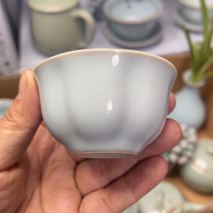 汝州原矿原釉微瑕客杯
