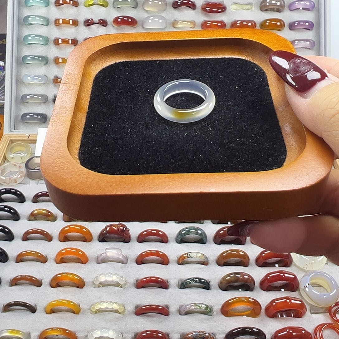 玛瑙/玉髓未镶嵌戒指B5不退换17.1港15