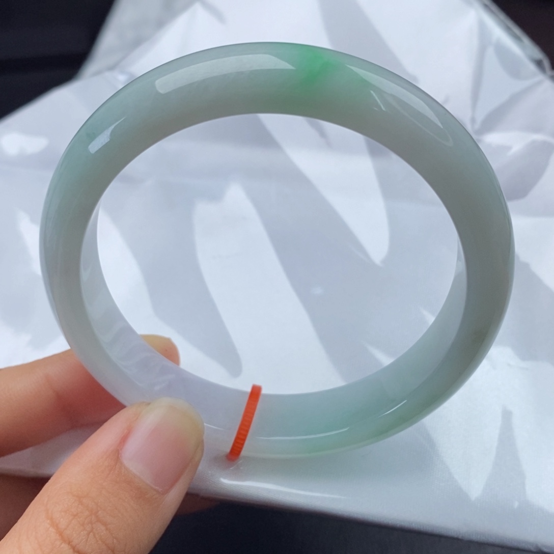 翡翠手镯未镶嵌5758圈