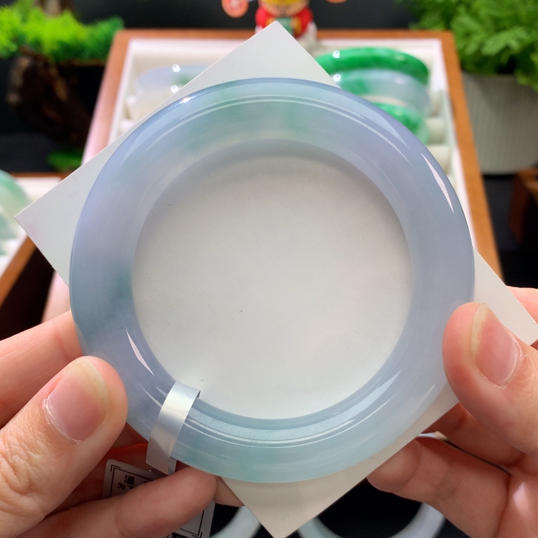 翡翠未镶嵌手镯闪购 10