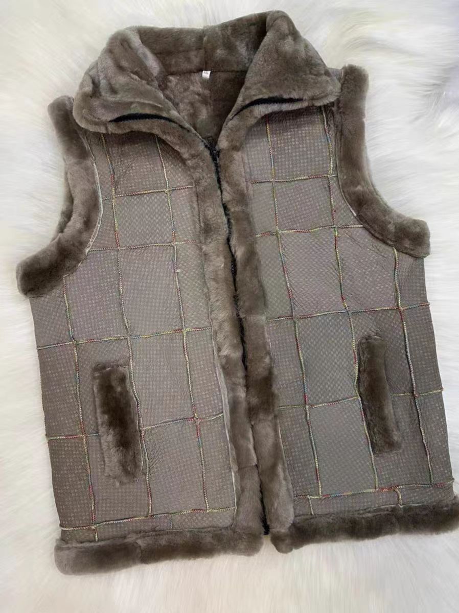 皮毛一体马甲女真皮羊毛坎肩中老年春秋冬真皮真毛羊毛皮背心