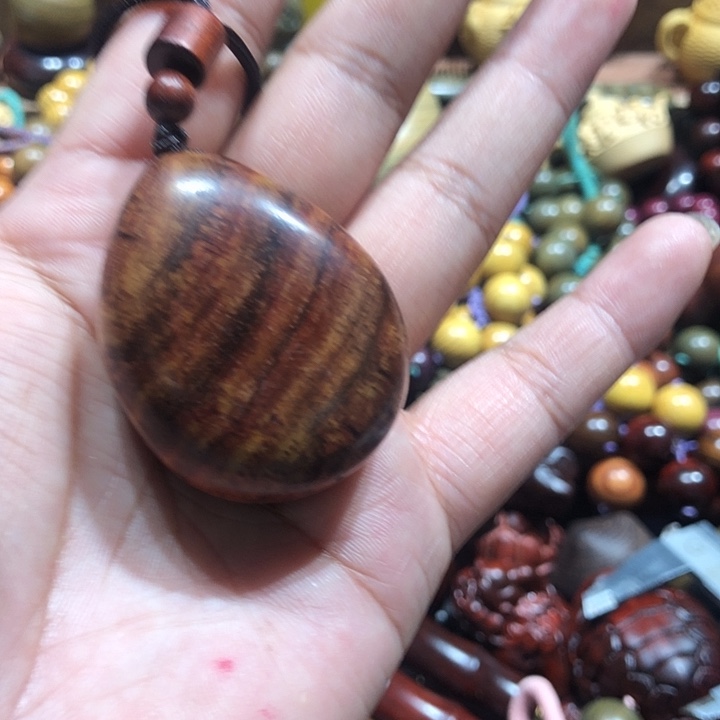 梦***舞维腊木（绿檀）1236655477899987444