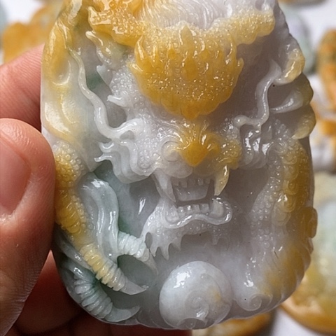 定制翡翠未镶嵌翡翠