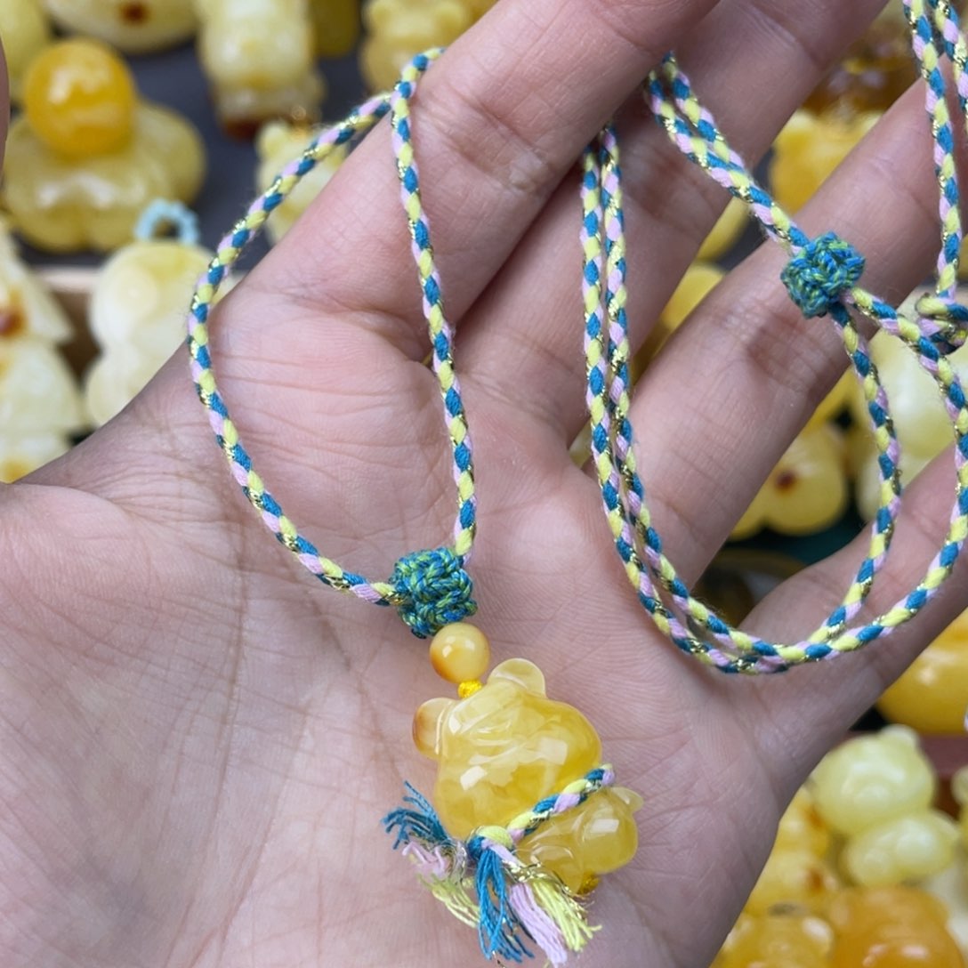 琥珀裸石未镶嵌蜜蜡