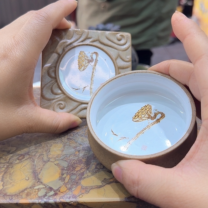 一杯一垫。。。品茗陶