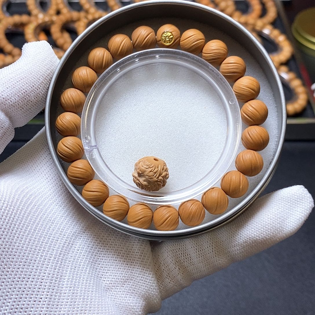 猴头核桃手串金标定风珠 10左右 全品 440号