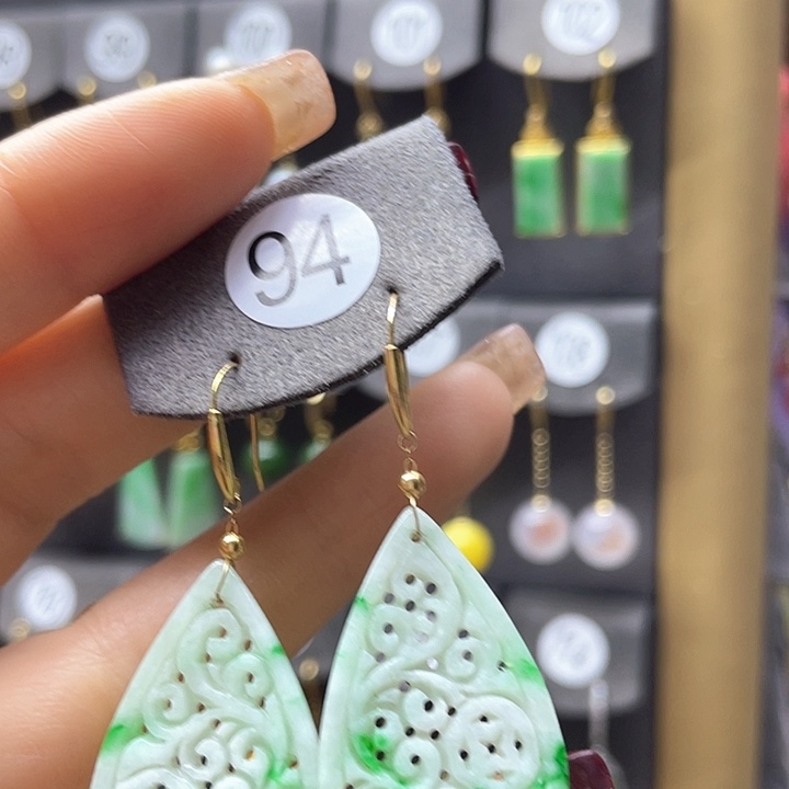 翡翠耳饰18K金镶嵌耳饰