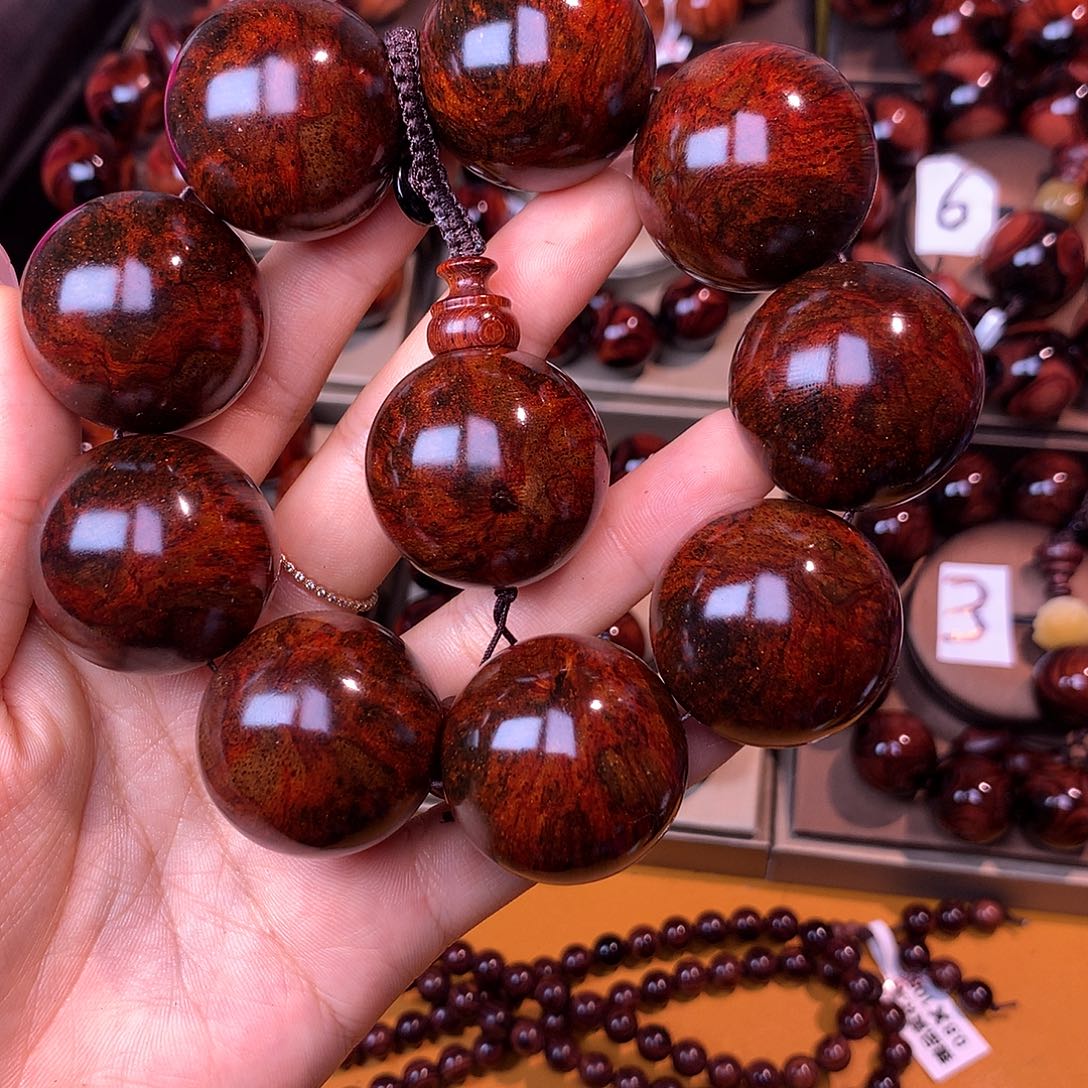 花梨木类手串/手链高货瘤疤老油梨土埋料，30
