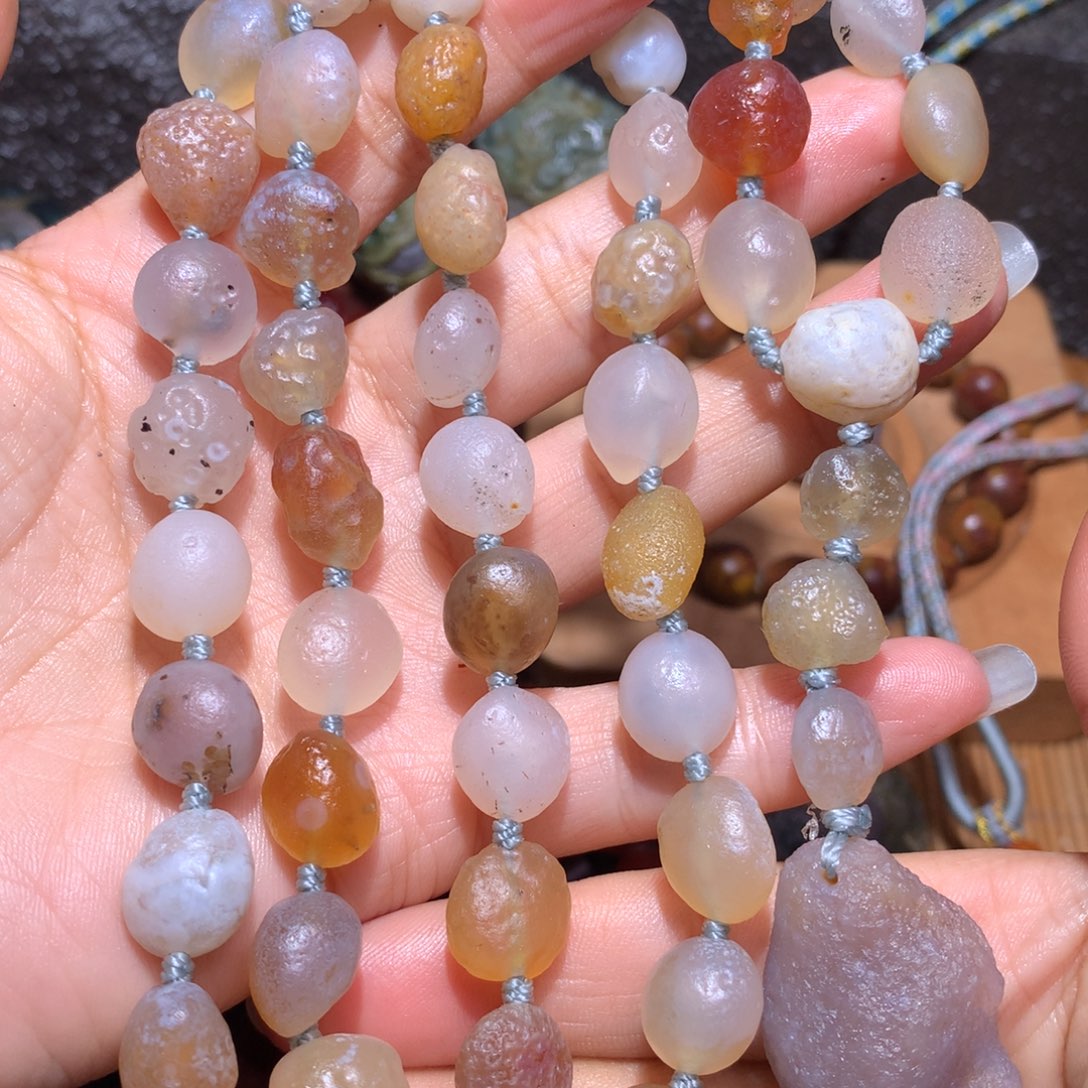 未镶嵌玛瑙/玉髓珠宝半成品