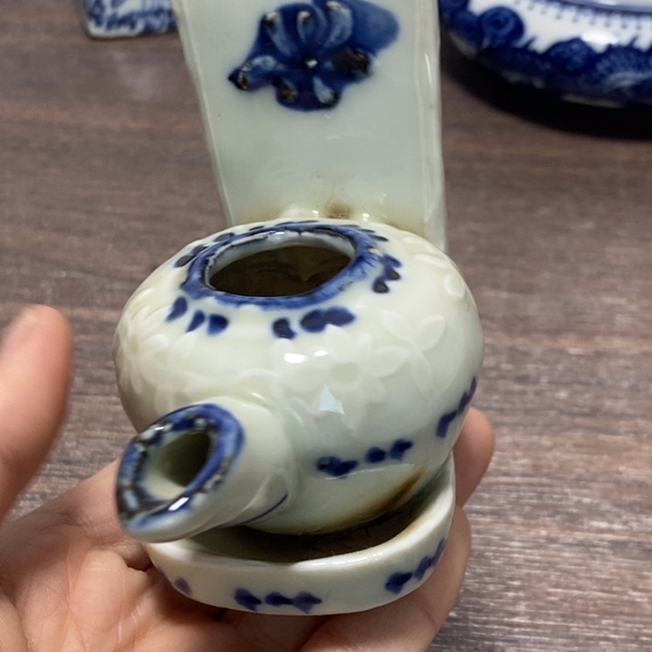 W***涛摆件陶景德镇陶瓷艺术品