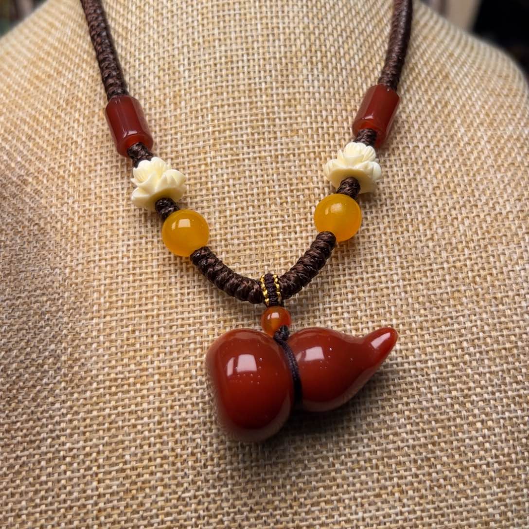 玛瑙/玉髓颈饰未镶嵌