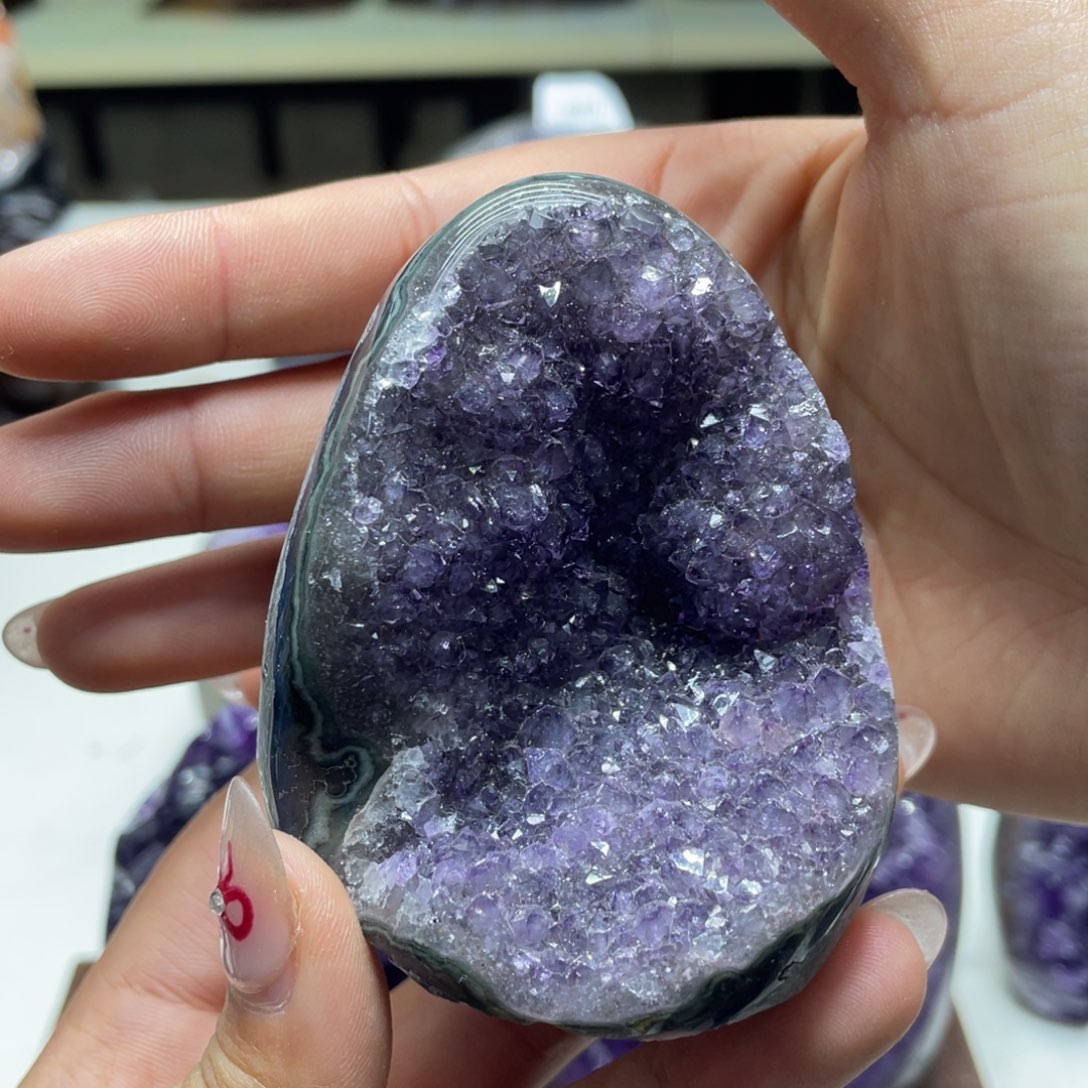 紫晶大型摆件（非配饰）未镶嵌
