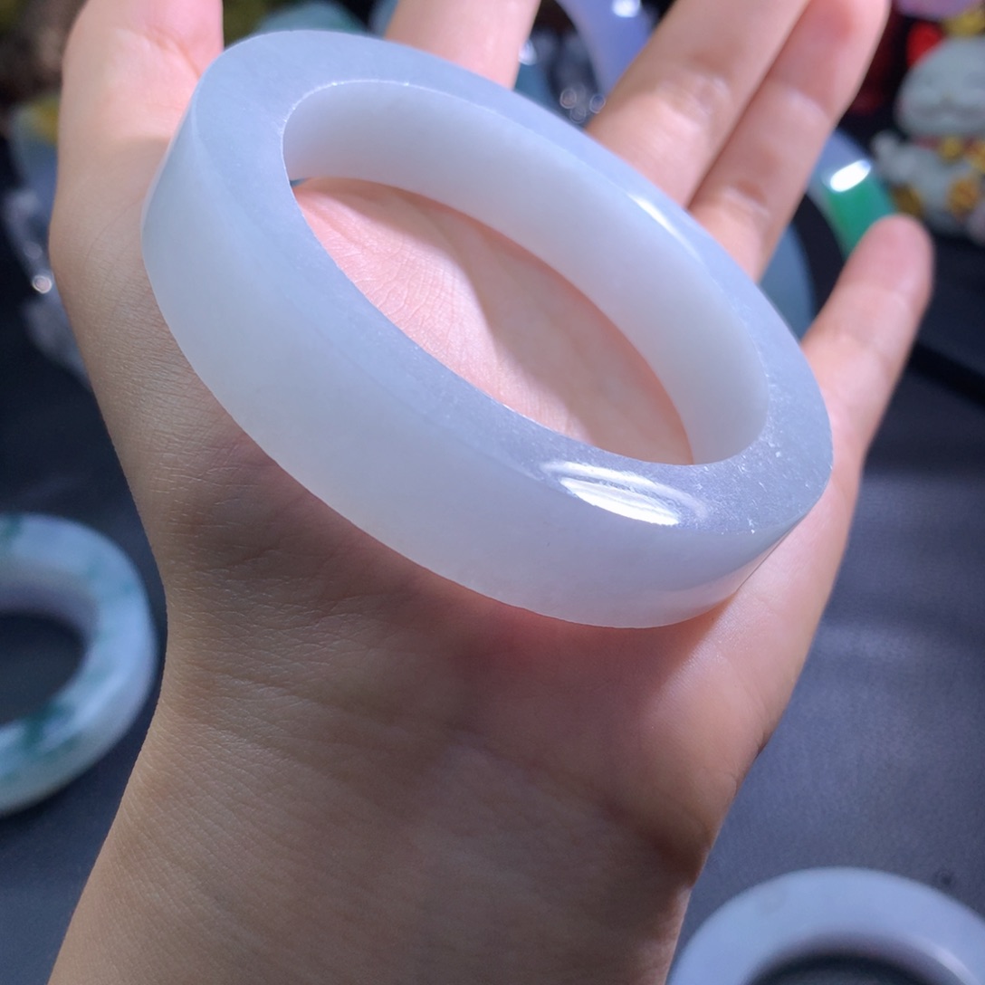 未镶嵌翡翠定制翡翠