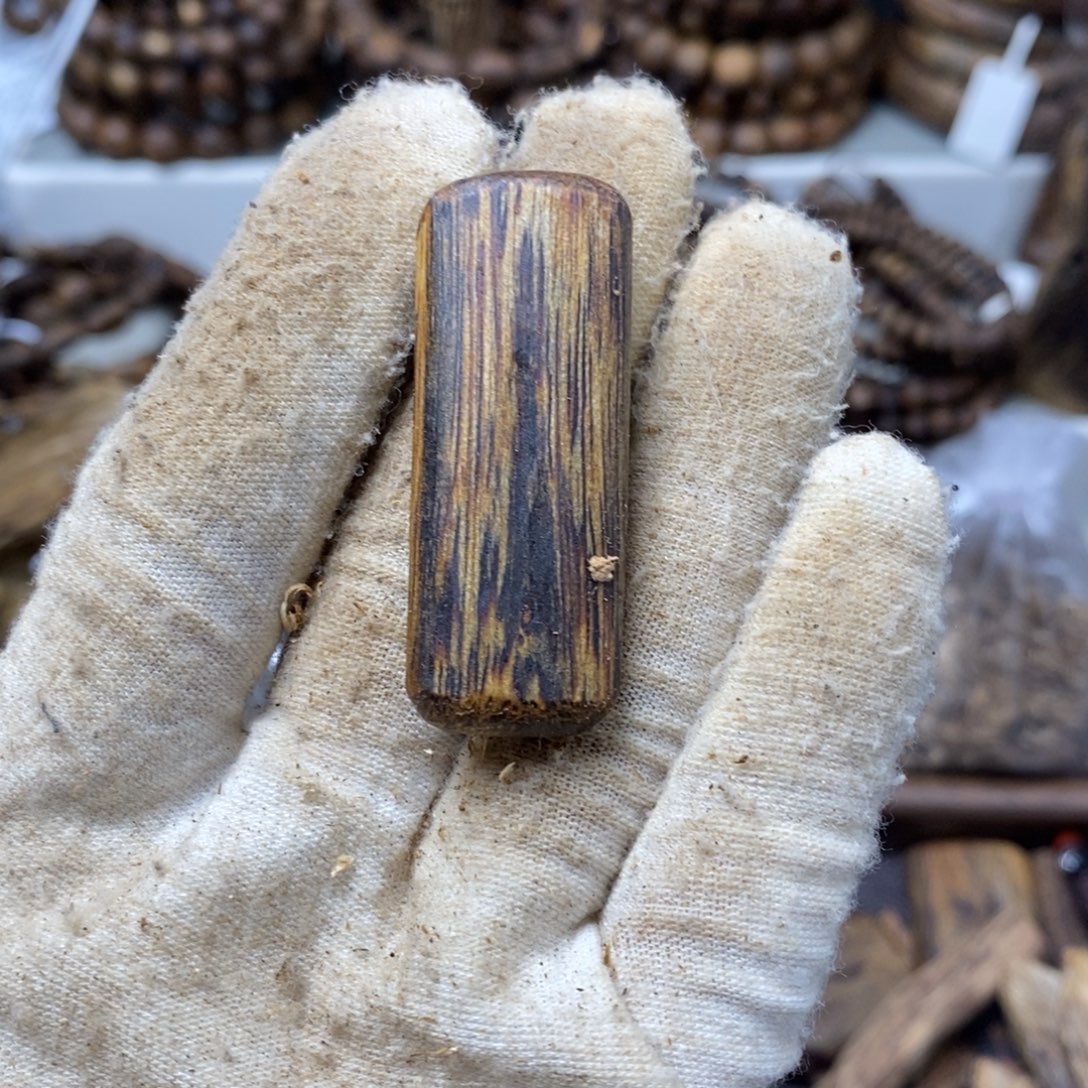 沉香沉香碎屑3.8克