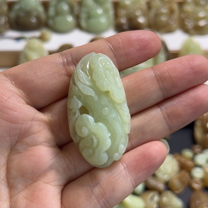 和田玉颈饰未镶嵌无*