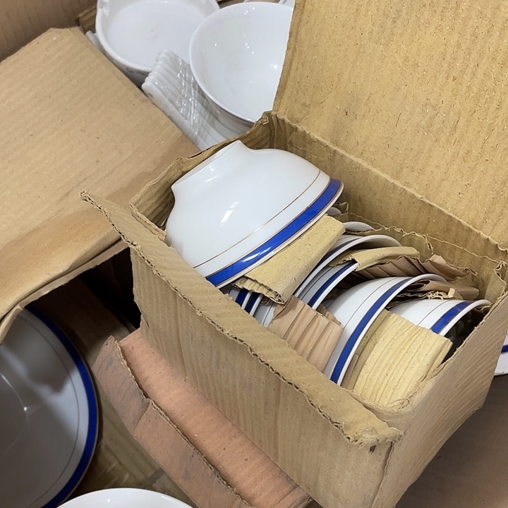 瓷片汉玉蓝圈米饭碗10个 口径11.5厘米