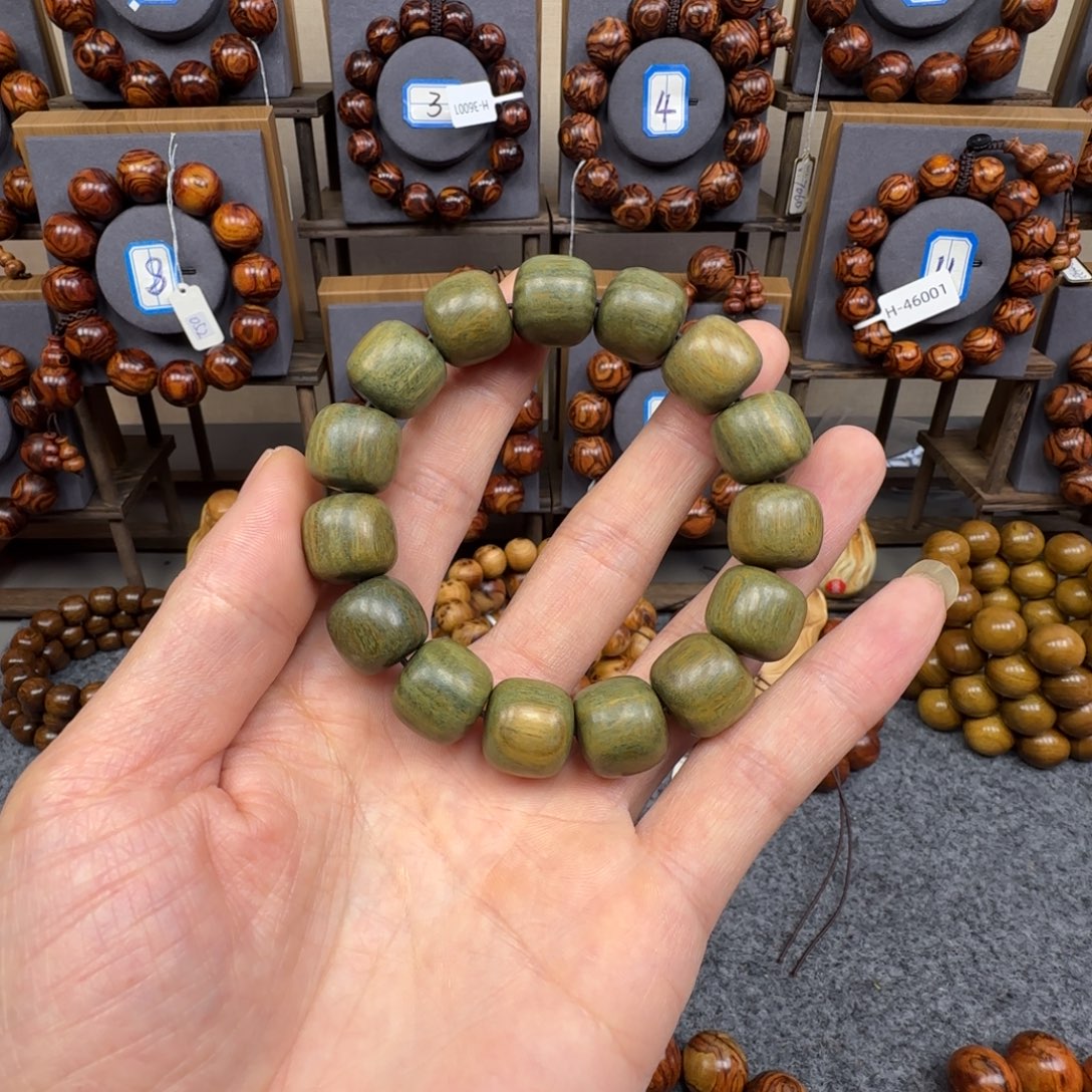 维腊木（绿檀）手串/手链