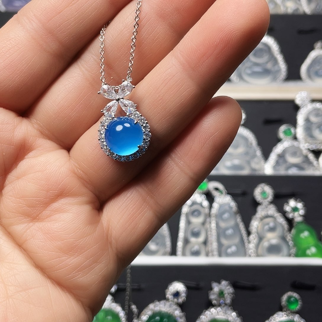 玛瑙/玉髓颈饰合金