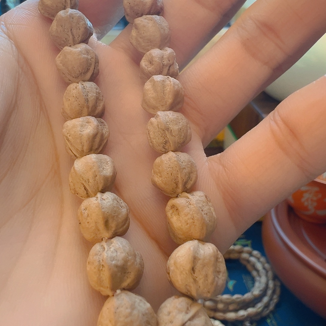 木质类百香籽小核桃手持