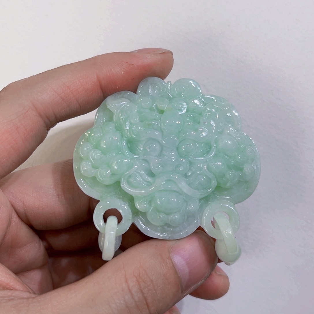 翡翠未镶嵌吊坠(赠链)s代编织