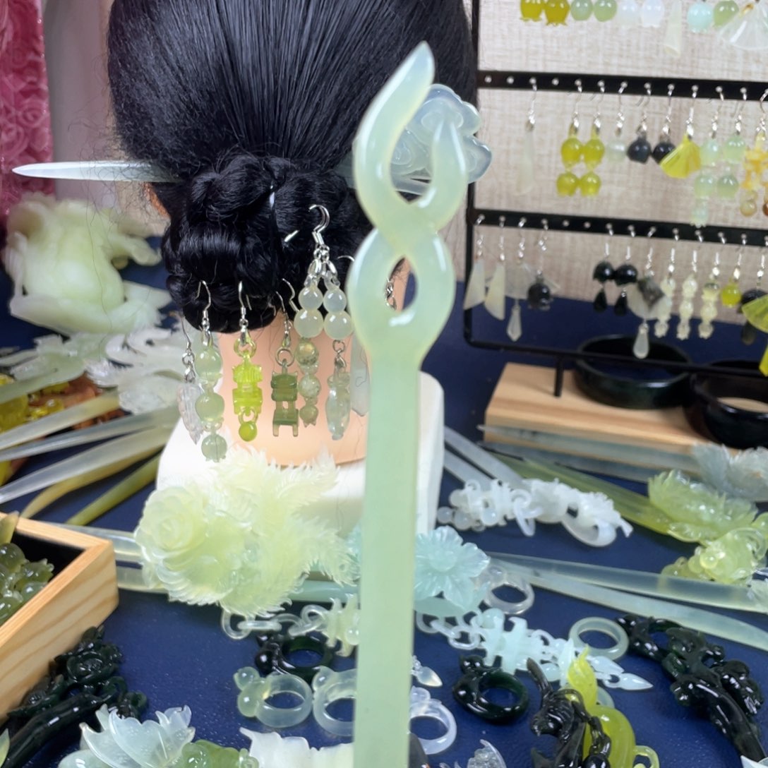 蛇纹石玉发饰未镶嵌