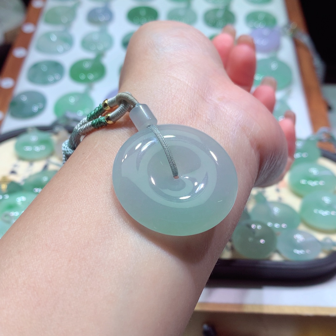 翡翠未镶嵌颈饰13尺寸38.2*5.9