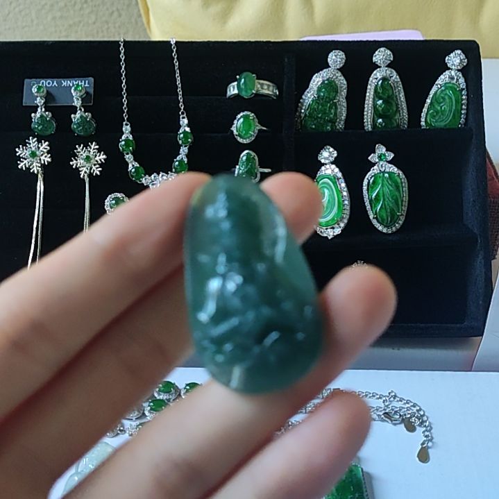 定制翡翠未镶嵌天然a货翡翠链接