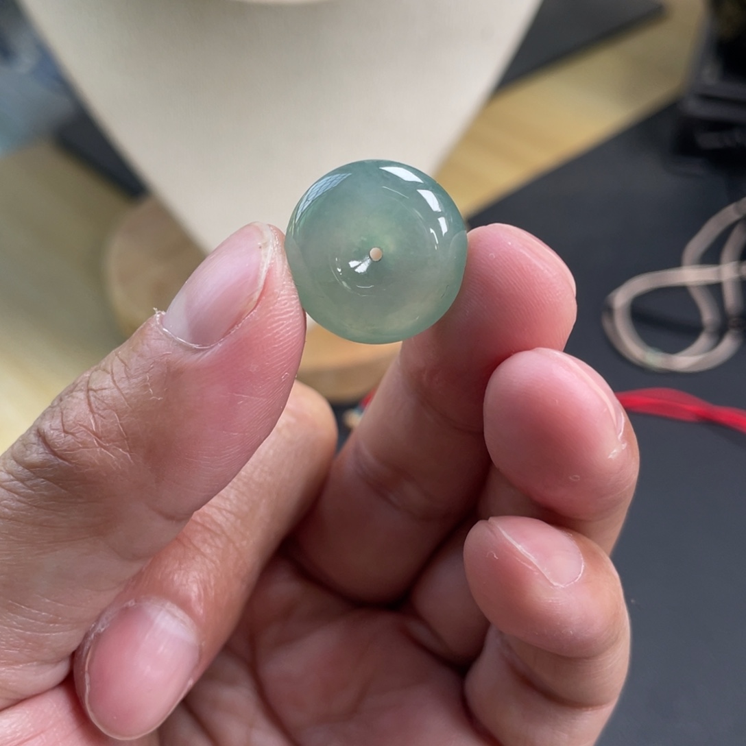 翡翠未镶嵌颈饰18.7-5.7