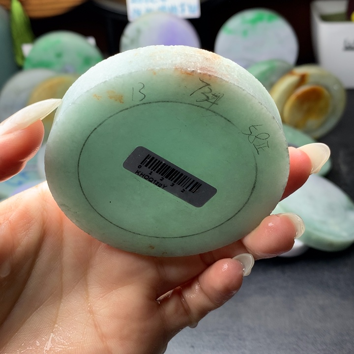 定制翡翠未镶嵌手镯