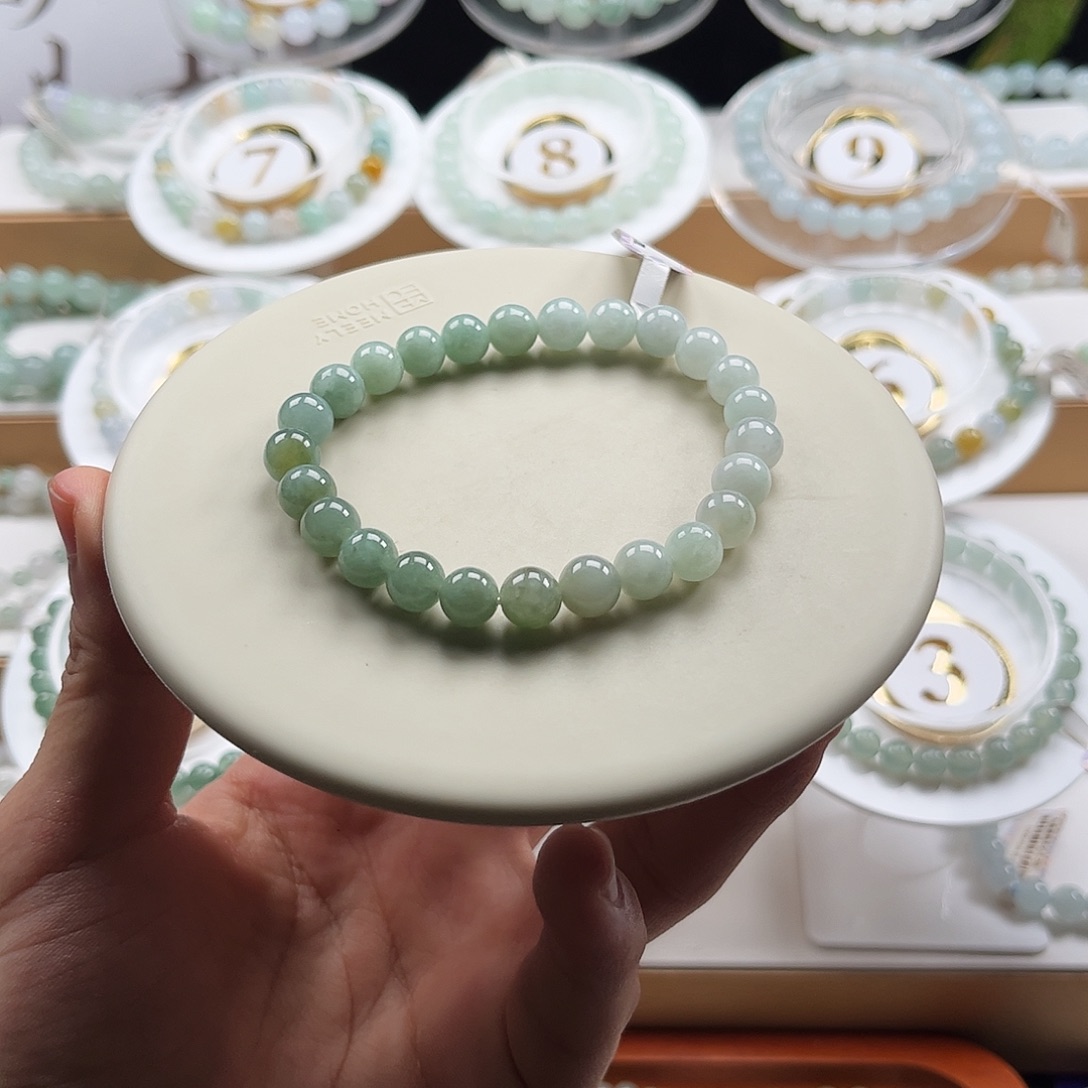 翡翠未镶嵌手链卡7.6
