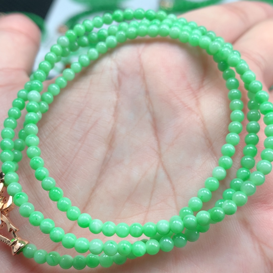 翡翠手链未镶嵌翡翠