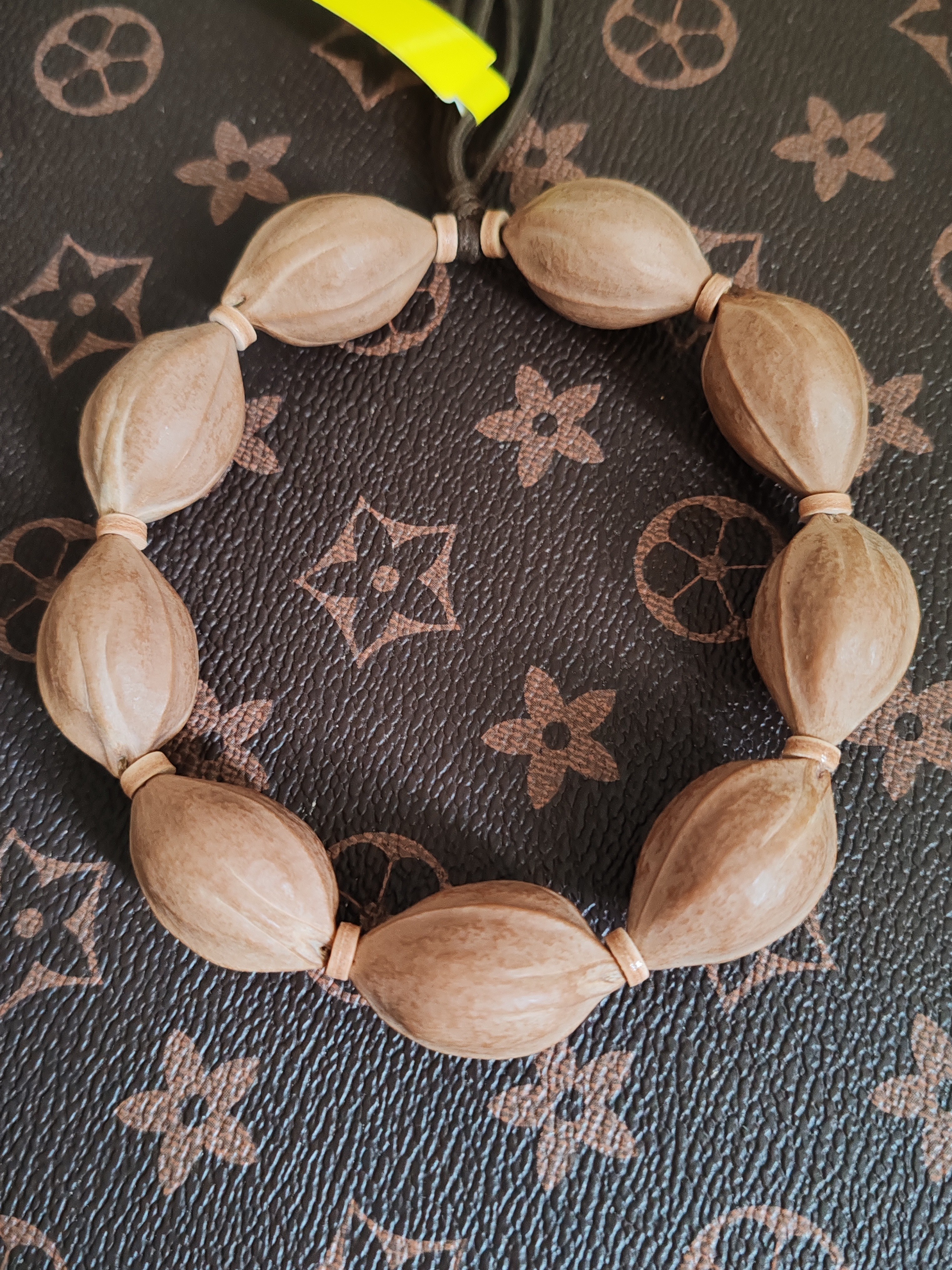 21*29MM系列梅林老树铁核原生态三花鲨鱼背橄榄核素串