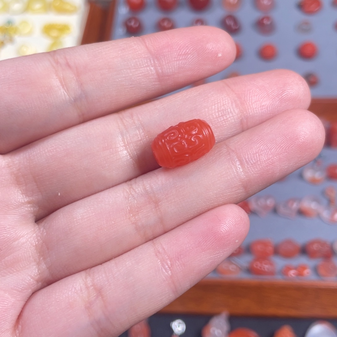 南红玛瑙回纹桶珠未镶嵌铲***✔