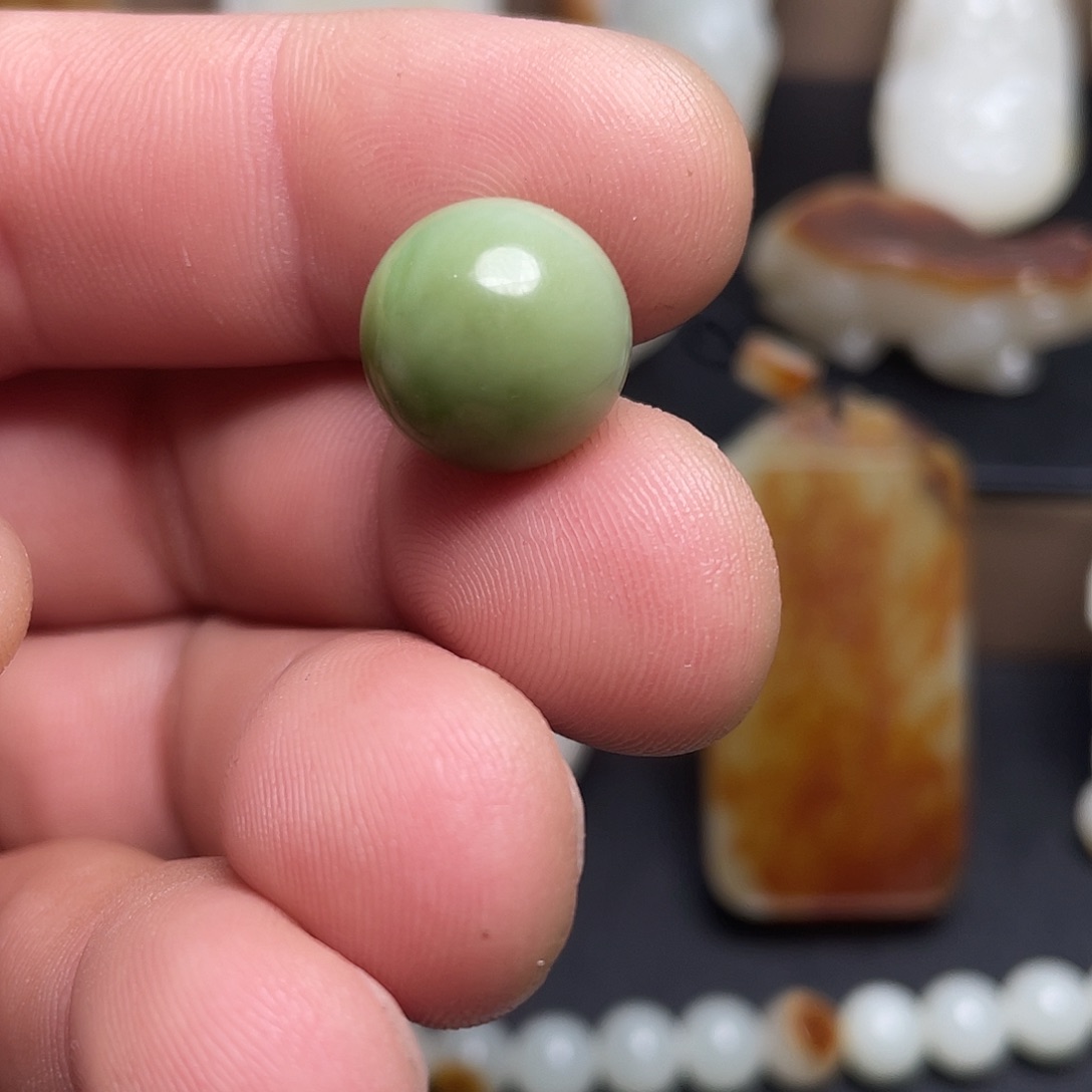 和田玉（碧玉）未镶嵌颈饰