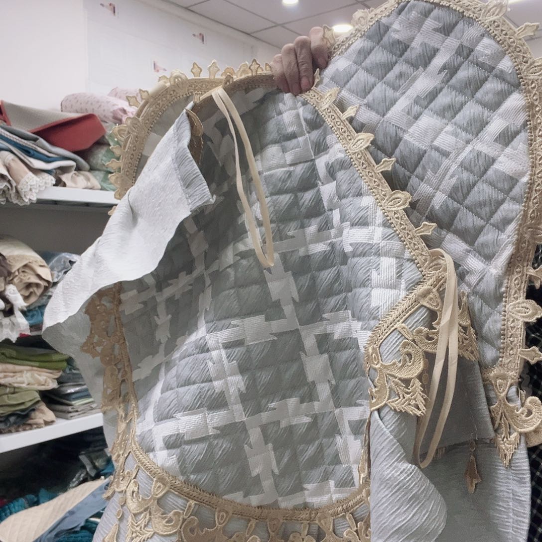 雪尼尔聚酯纤维快乐大本营在这里是什么