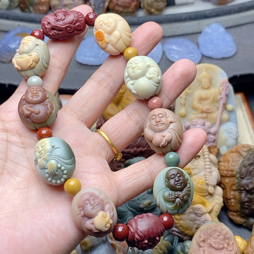 【闪购商品】定制石英质玉吊坠未镶嵌