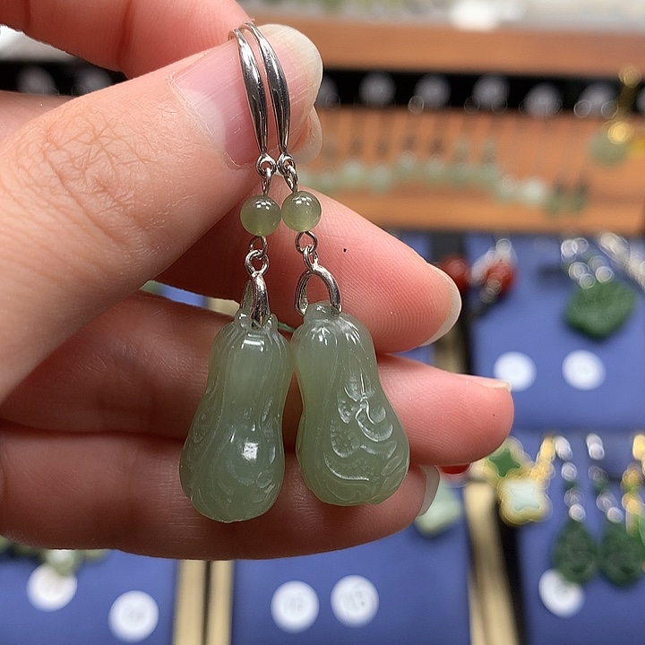 和田玉银S925镶嵌耳饰白菜21.7左右晴水绿