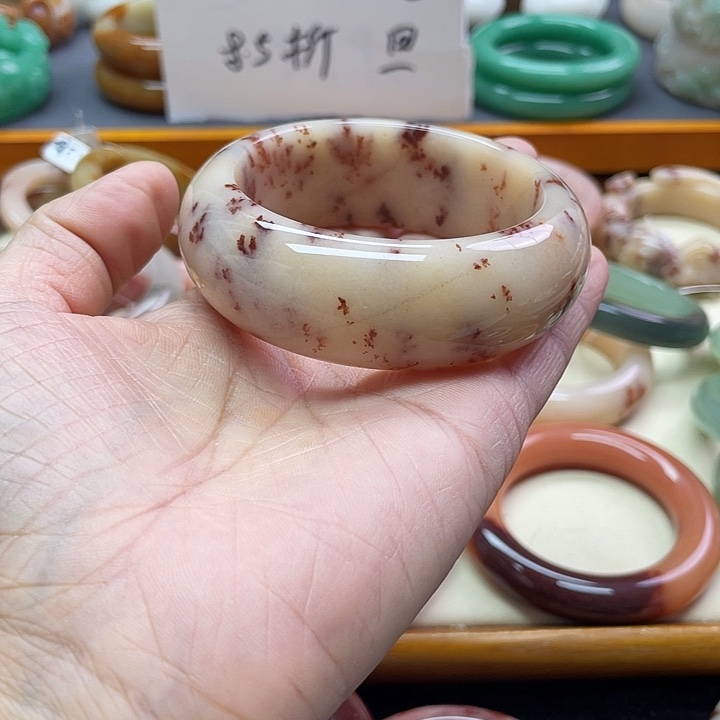 未镶嵌手镯石英质玉夢****