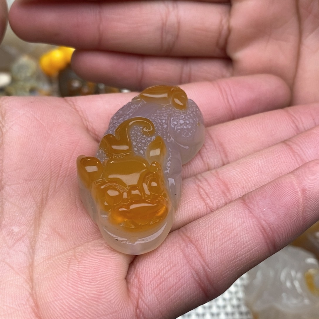 玛瑙/玉髓挂件未镶嵌美*