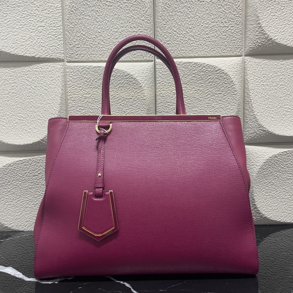 芬迪/95新/包包/250608XZ0016/C14045178574