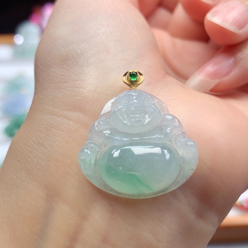 【闪购商品】翡翠吊坠(赠链)18K金镶嵌