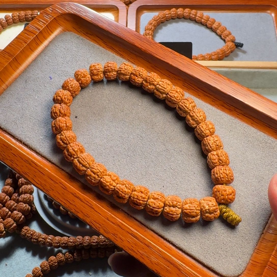 金刚菩提把件梅花双龙纹