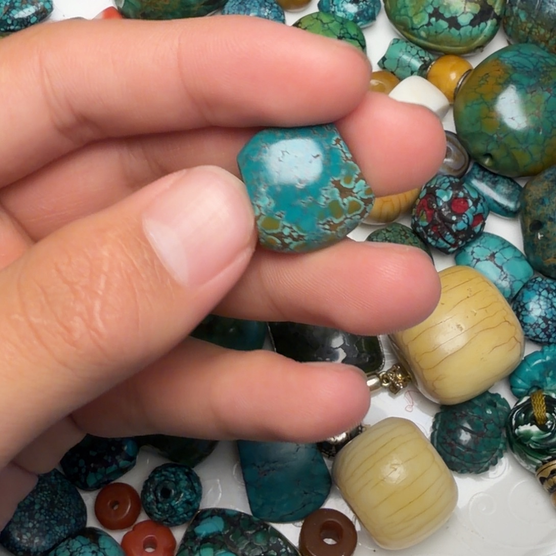 乌***乌泥塑这个点吃早饭都在哭闹什么