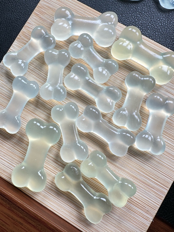 岫玉小狗骨头精致锁骨链 （随机发可备注）