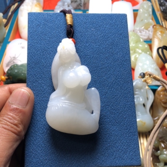 和田玉手绳未镶嵌龙*