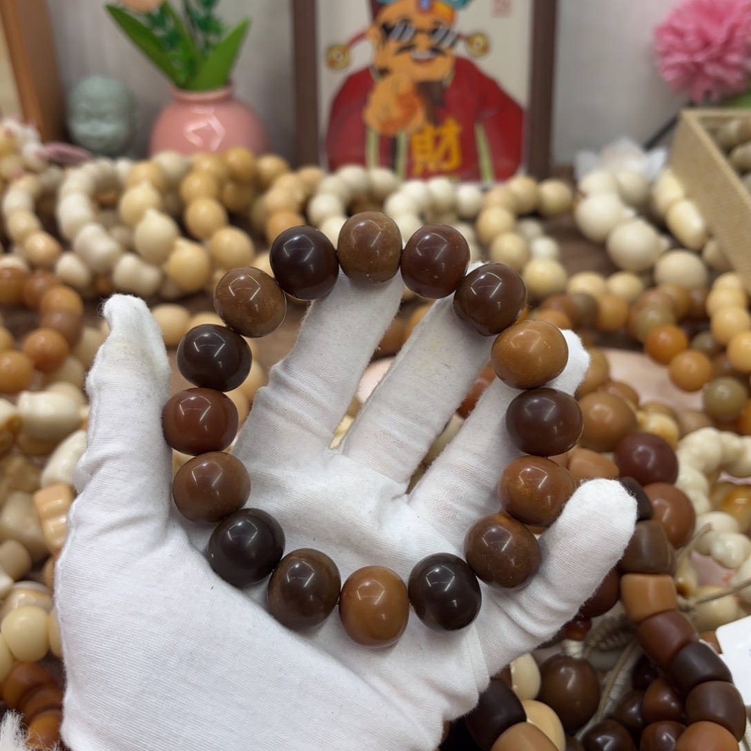 菩提根/象牙果吊坠17+干磨瑕疵落地果糖油076