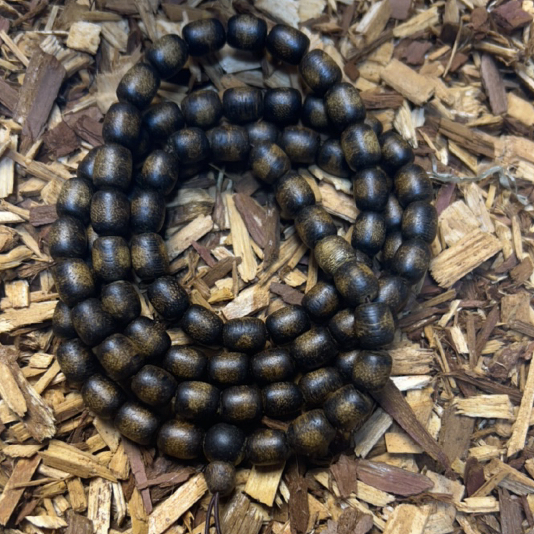 29 福来精选文玩沉香木作手串8mm