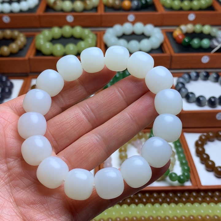 和田玉手串未镶嵌